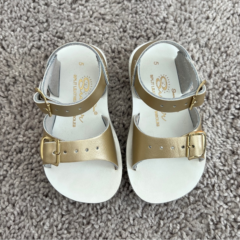 Gold Salt Water Sun-San Surfer Sandals